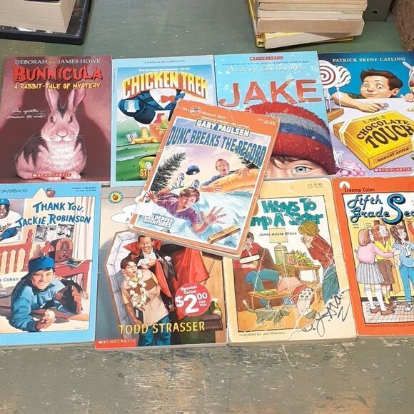 Lot of 9 scholastic, apple, tree top, popular fiction stories. - Picture 1 of 14